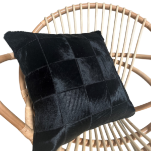 Kussen patchwork koehuid -BLACK ANGUS zwart- 50x50
