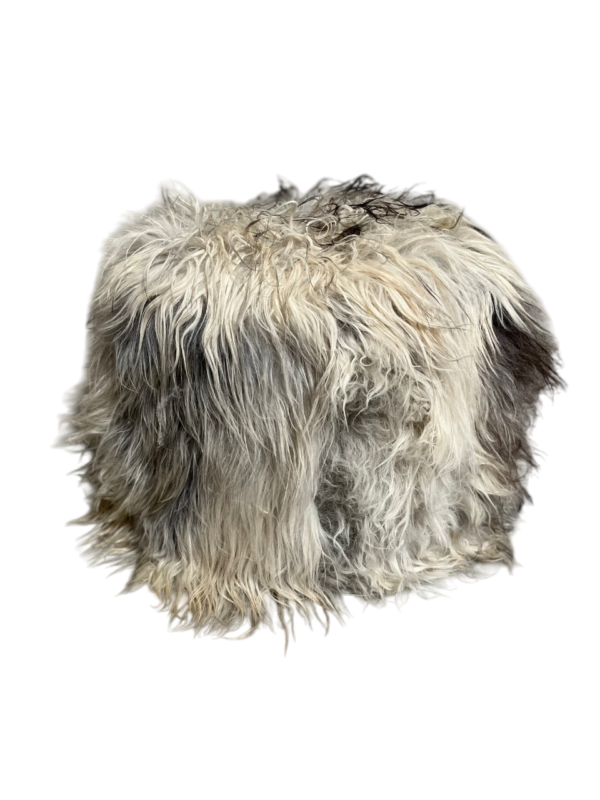 Poef uit IJslandse schapenvacht - langharig grijs - diameter 50