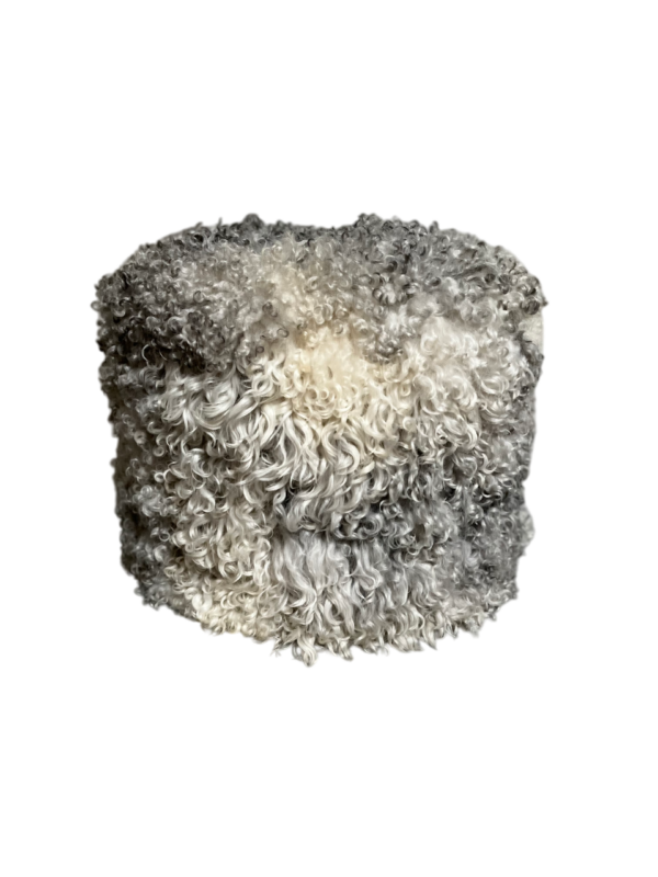 Poef uit IJslandse schapenvacht - krullend grijs - diameter 50
