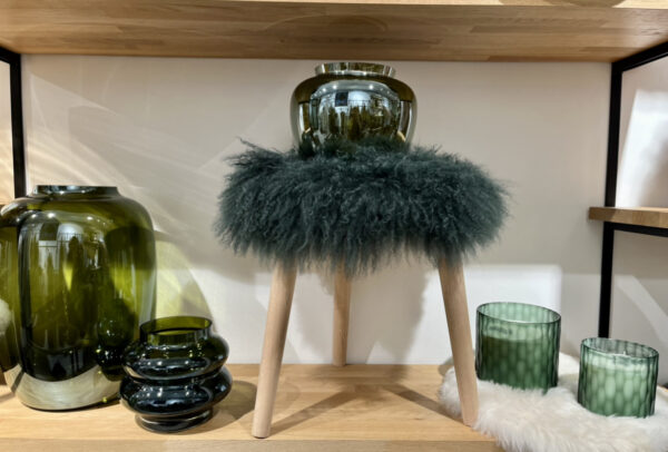 Krukje rond met Tibetaanse schapenvacht - groen