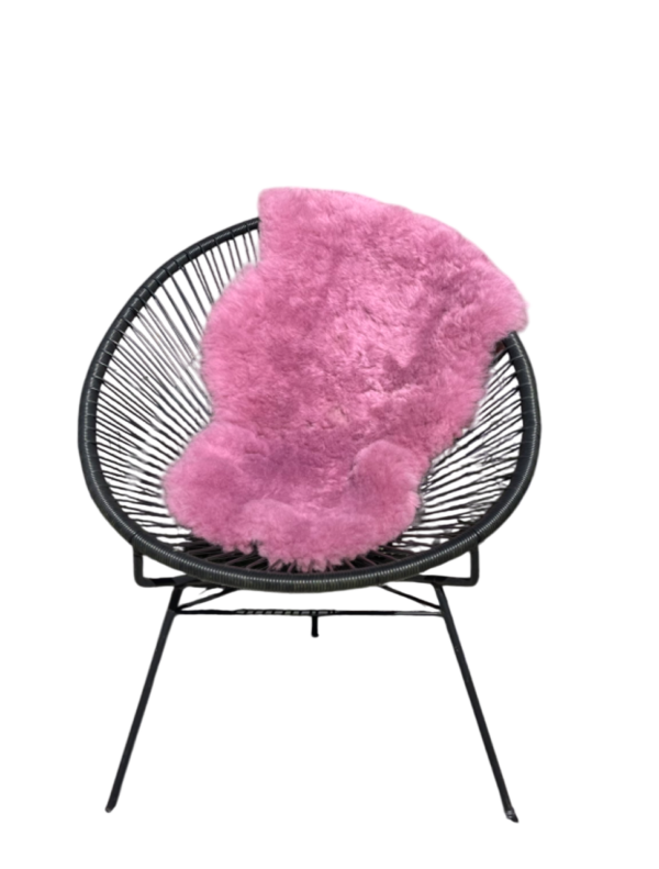 IJslandse schapenvacht - donkerroze gekleurd - kortharig