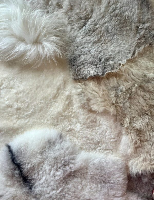 Handgenaaid patchwork tapijt - grey melange/off white - 3 lengtes