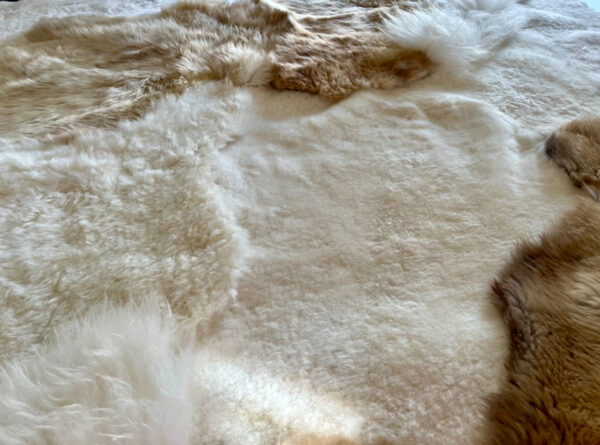 Handgenaaid patchwork tapijt - Wit/caramel - 3 lengtes