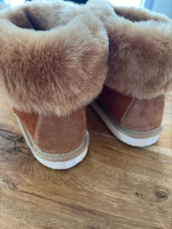 Zachte Pantoffels uit  schapenvacht