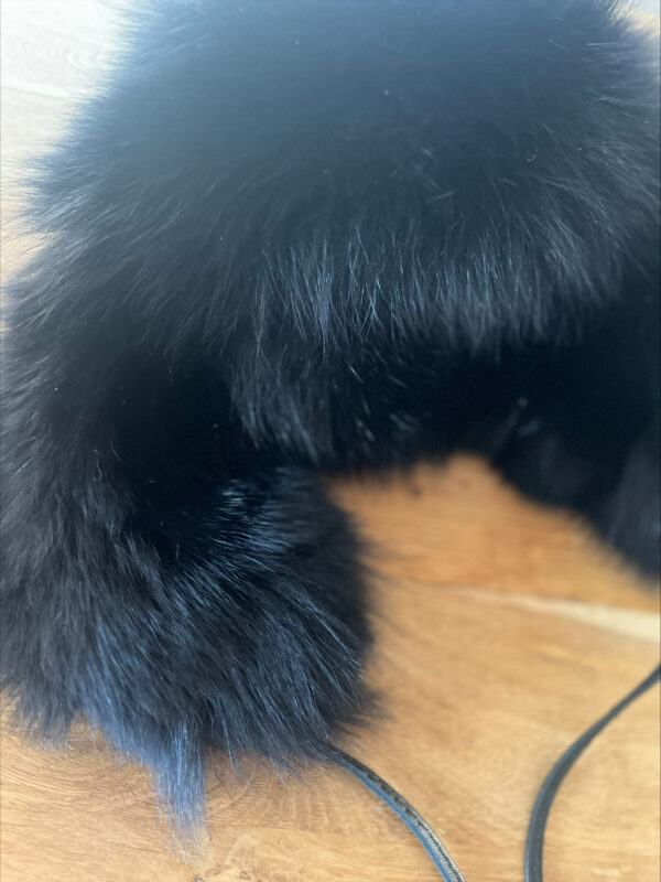 Pilotenmuts - zwart gekleurd konijnenvel /leder - vrouw