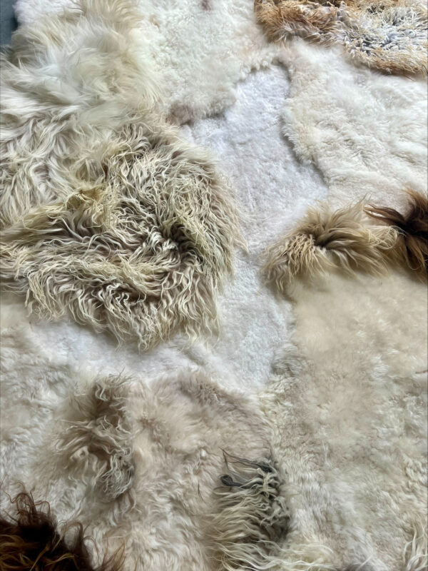 UNIEK STUK- Handgenaaid patchwork tapijt - curly-melange/off white - 3 lengtes- 240x180cm