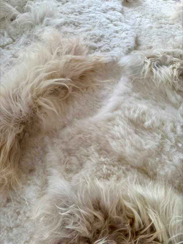 Handgenaaid patchwork tapijt -Off white- 3 lengtes - 160x130cm