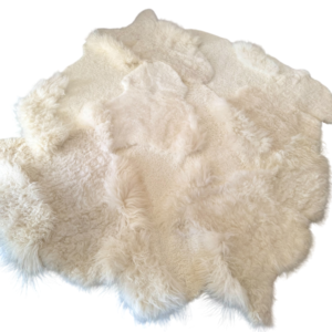UNIEK STUK- Handgenaaid patchwork tapijt - spanish curly x Icelandic/English - White/off white -2 lengtes- 220x185cm