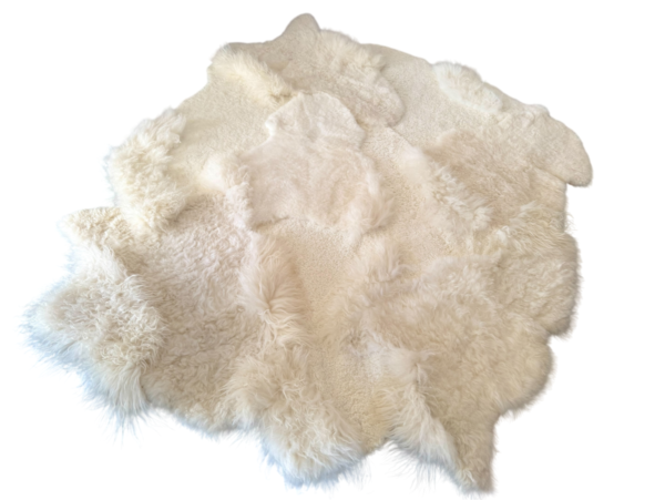 UNIEK STUK- Handgenaaid patchwork tapijt - spanish curly x Icelandic/English - White/off white -2 lengtes- 220x185cm